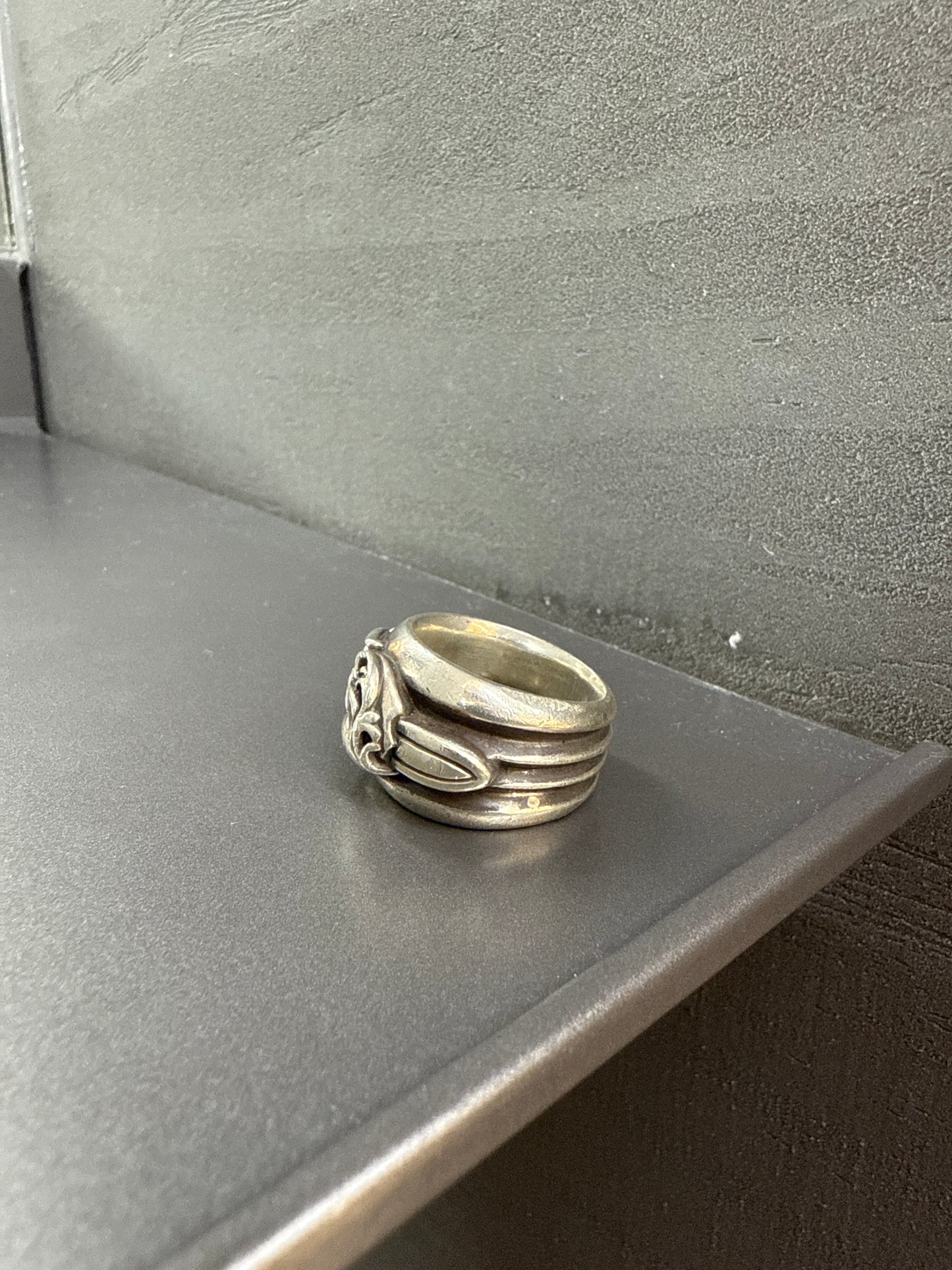 Chrome Hearts Dagger heart ring