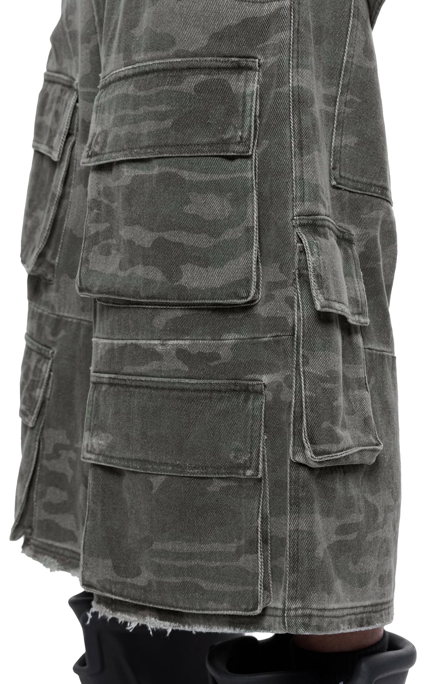 ADF CAMO CARGO SHORTS