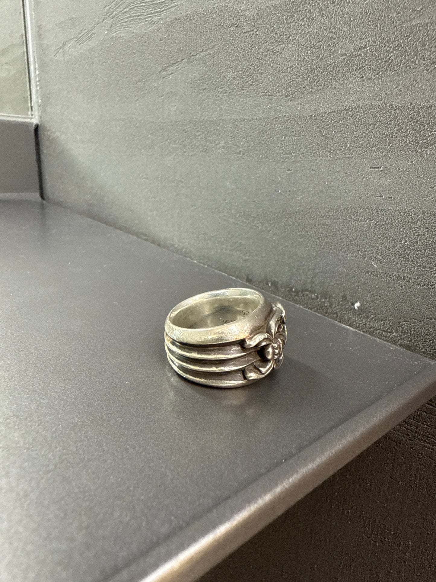 Chrome Hearts Dagger heart ring