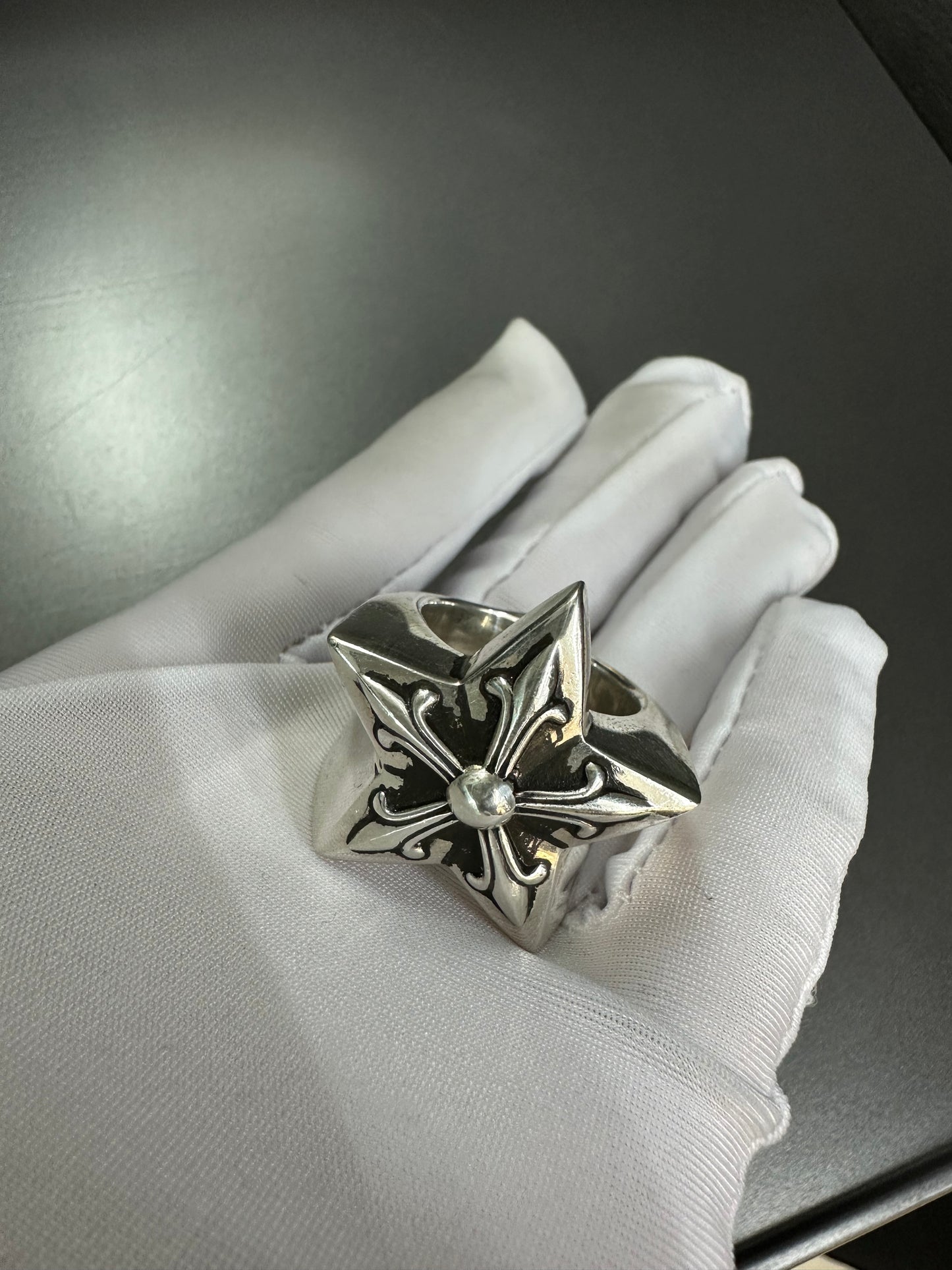 Chrome Hearts Large Star Ring