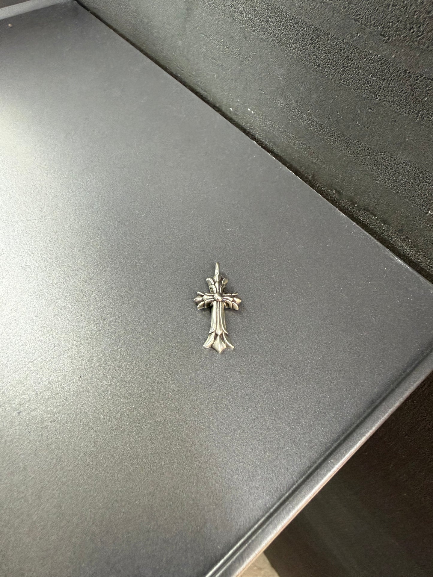 Chrome Hearts Double Cross Pendant