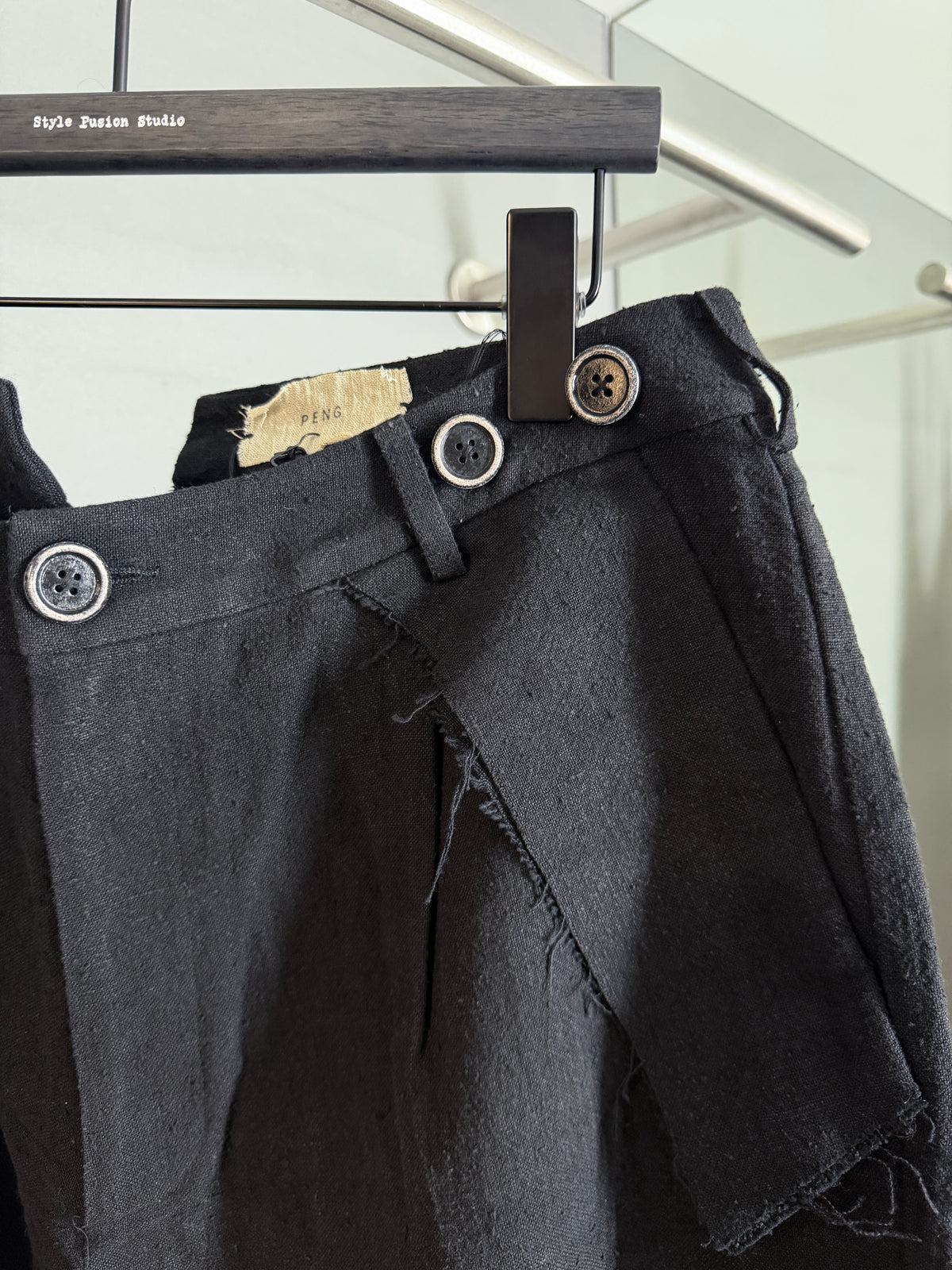 Peng Tai “SMULTRONSTÄLLE” Moon Trouser