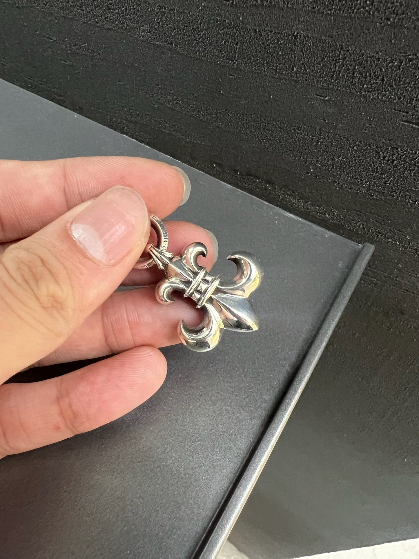 Chrome Hearts fleur pendant