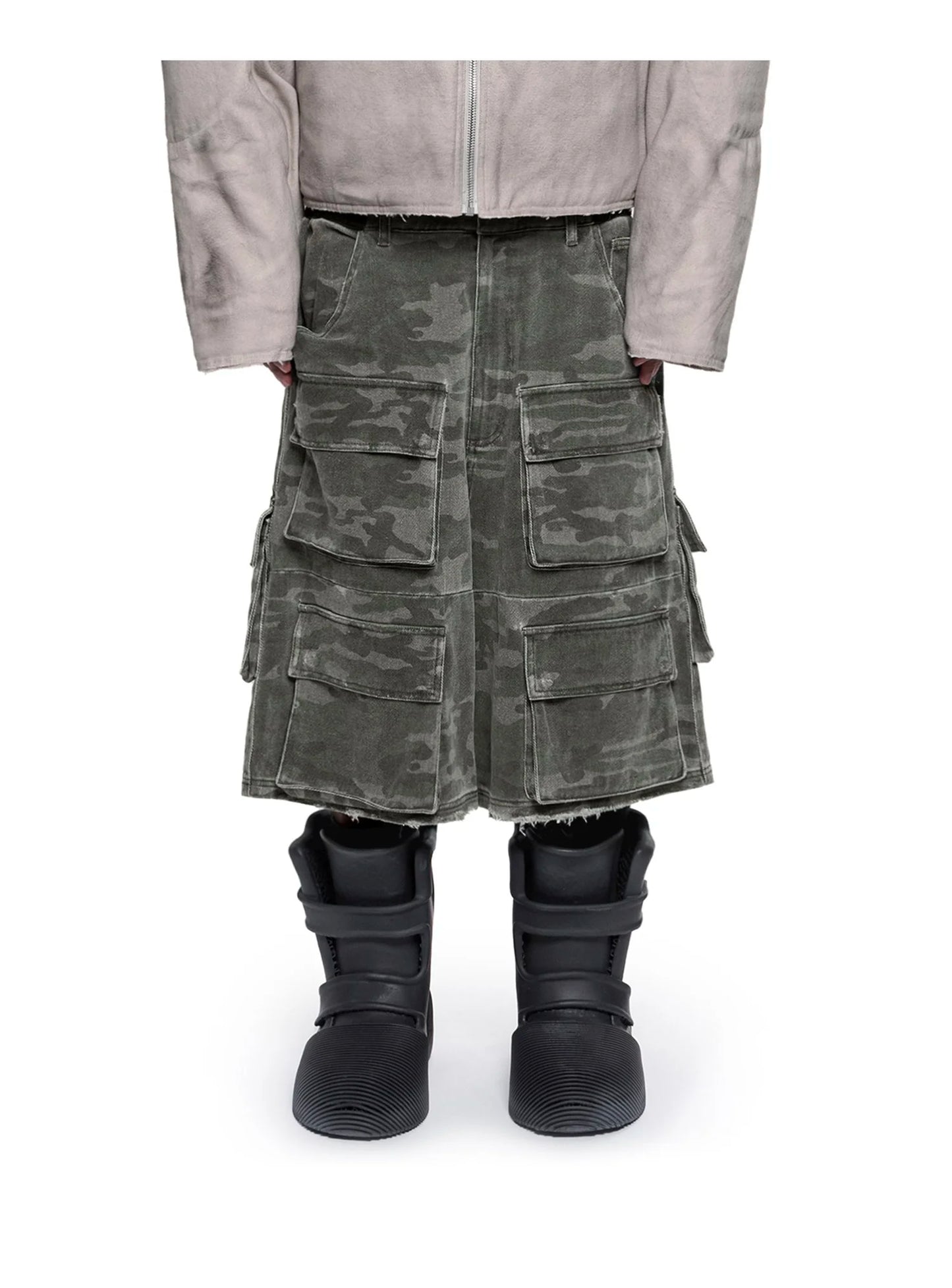 ADF CAMO CARGO SHORTS
