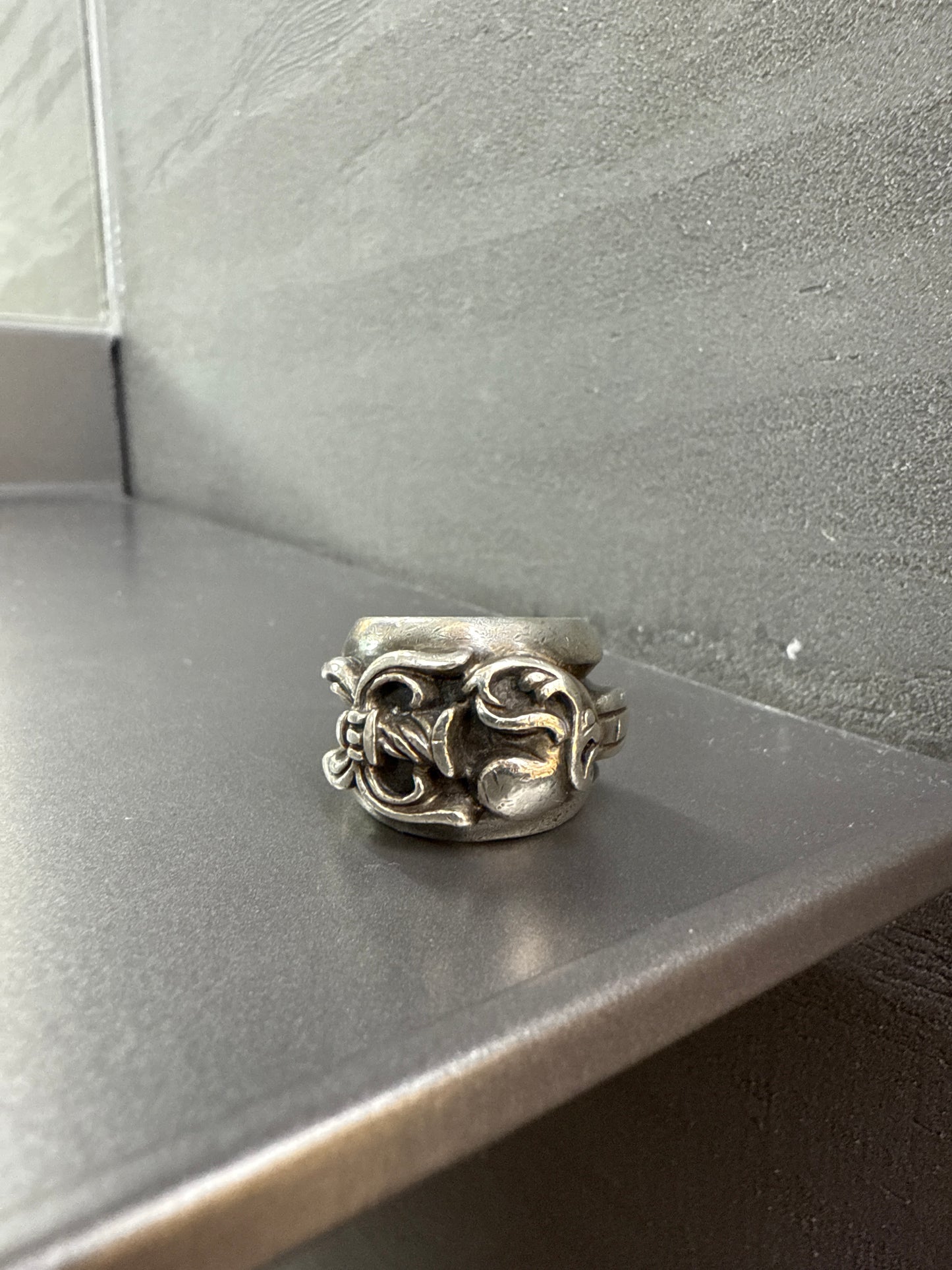 Chrome Hearts Dagger heart ring