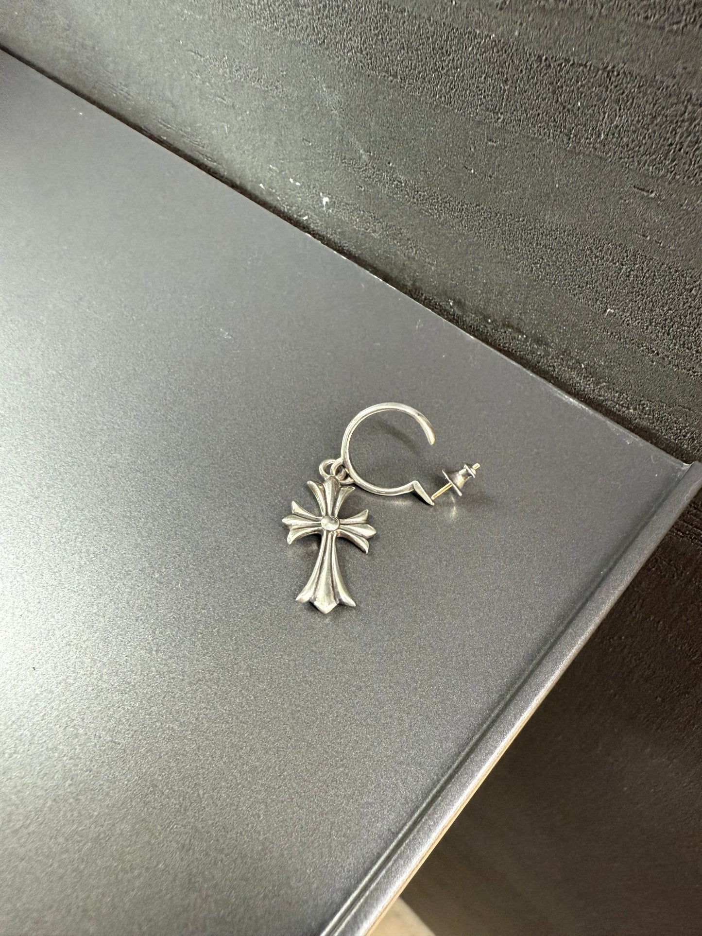 Chrome Hearts tiny pendant earring