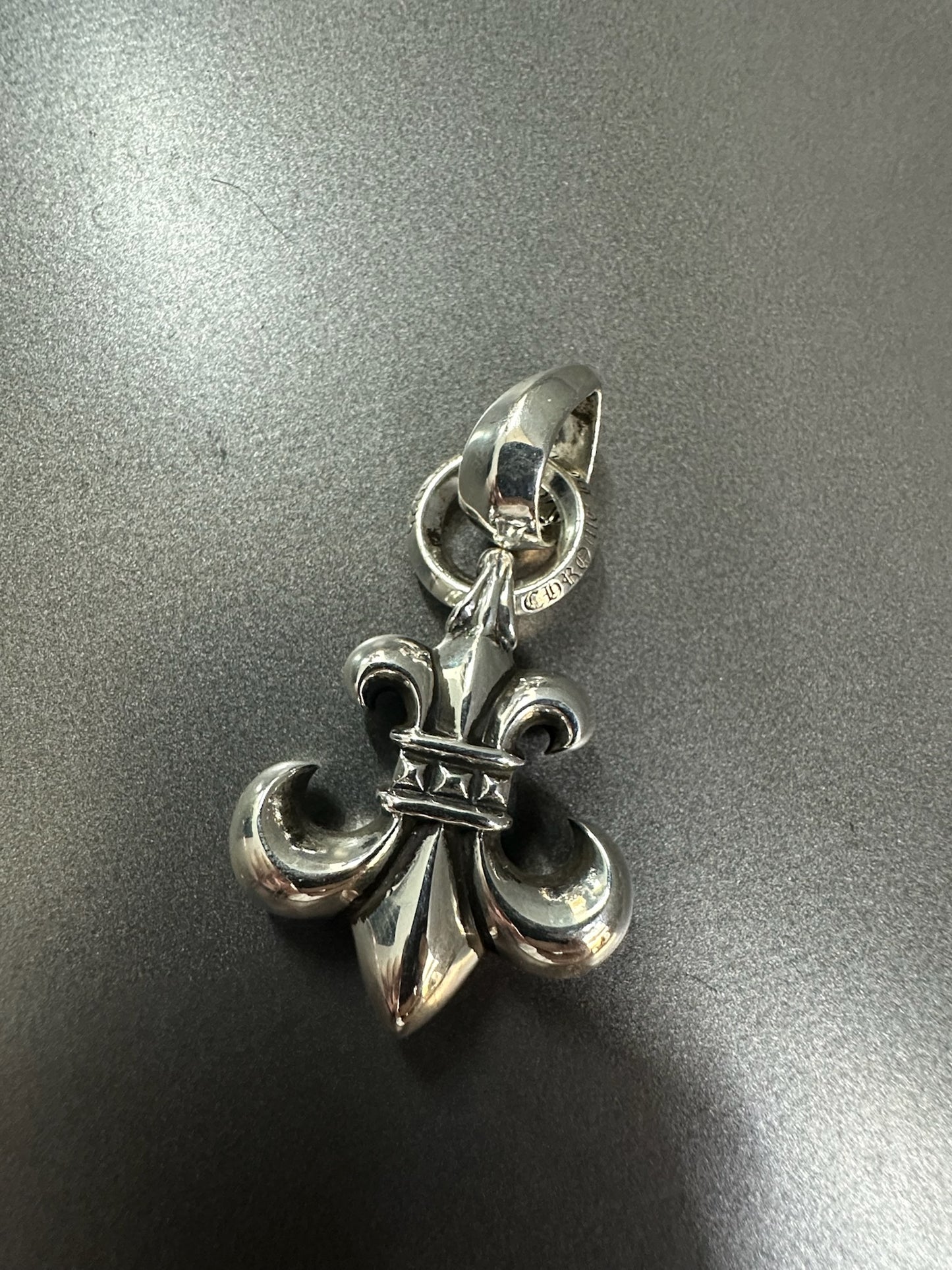 Chrome Hearts Fleur Pendant