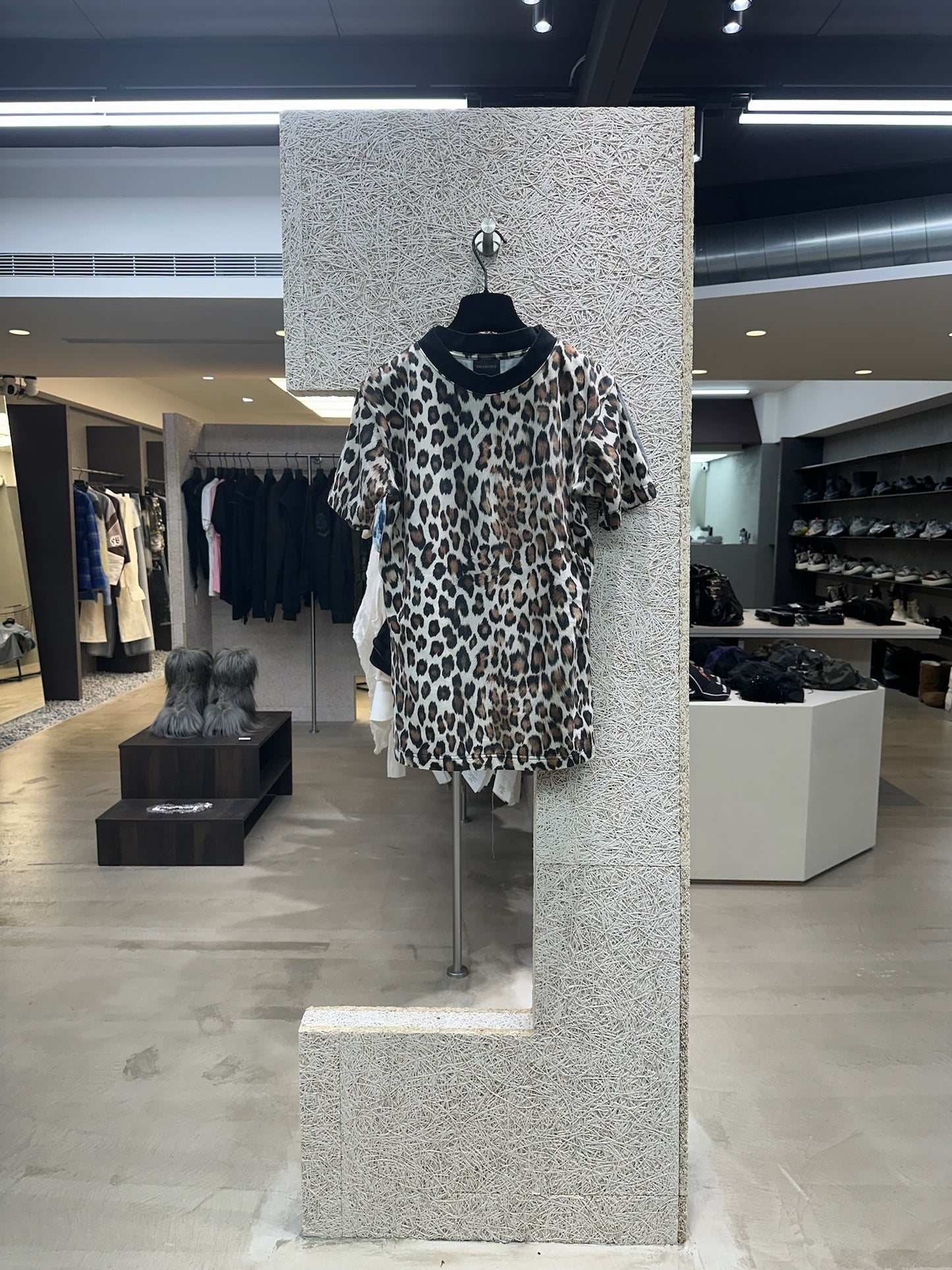 Balenciaga Loop Sports Icon Leopard T-shirt