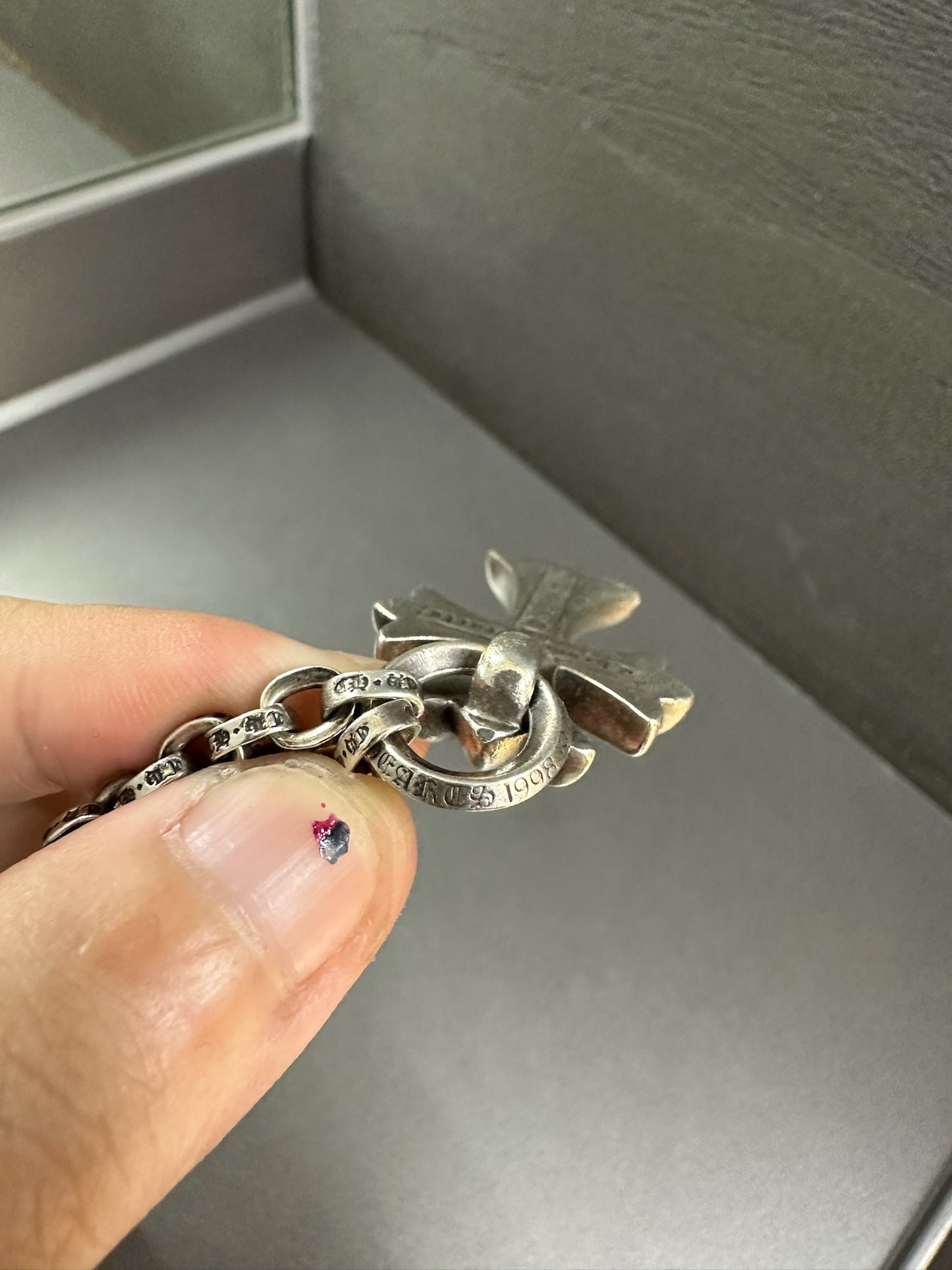 Chrome Hearts Cross pendant with paperchain