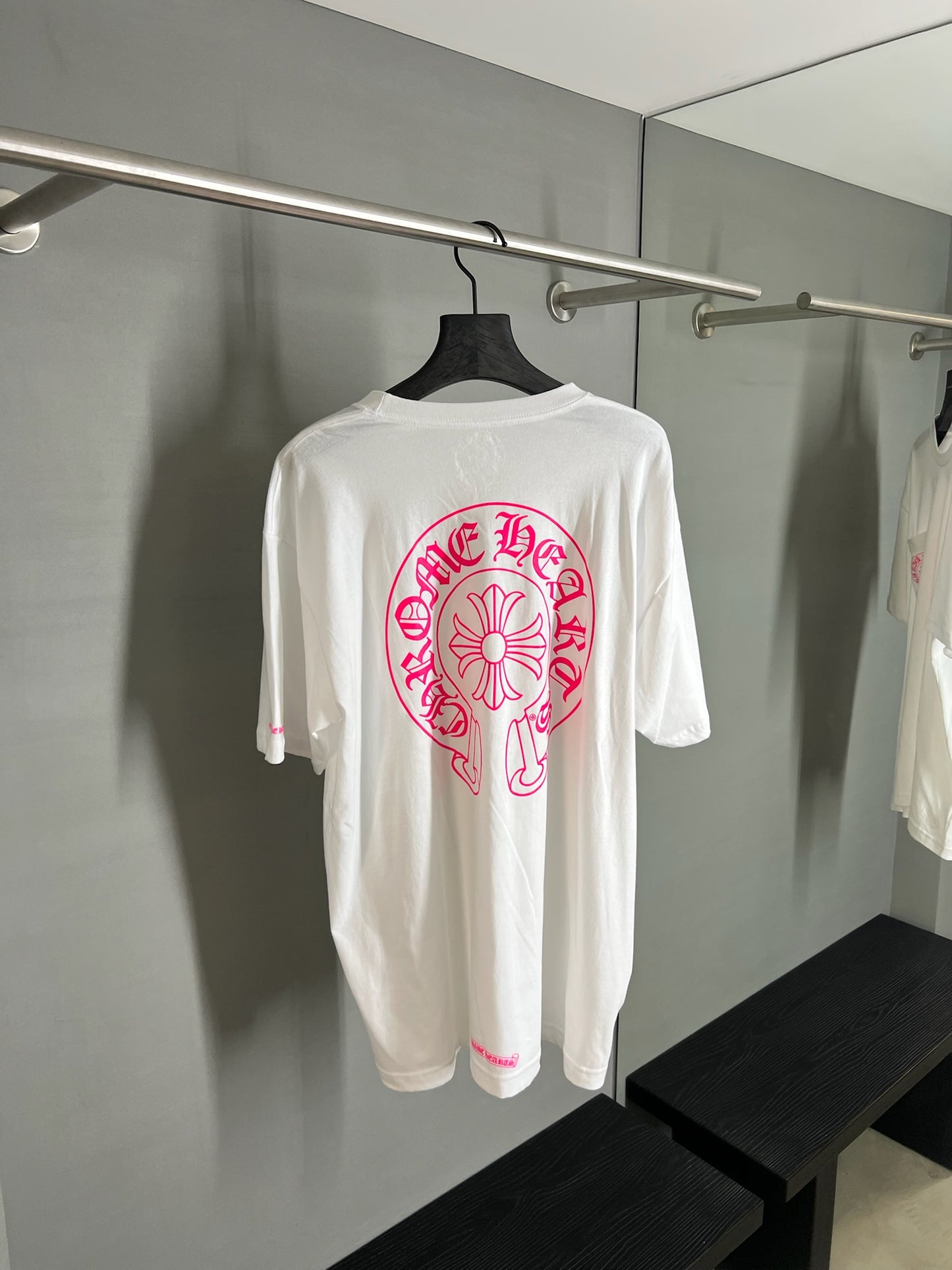 Chrome Hearts Pink Horseshoe Logo T-shirt