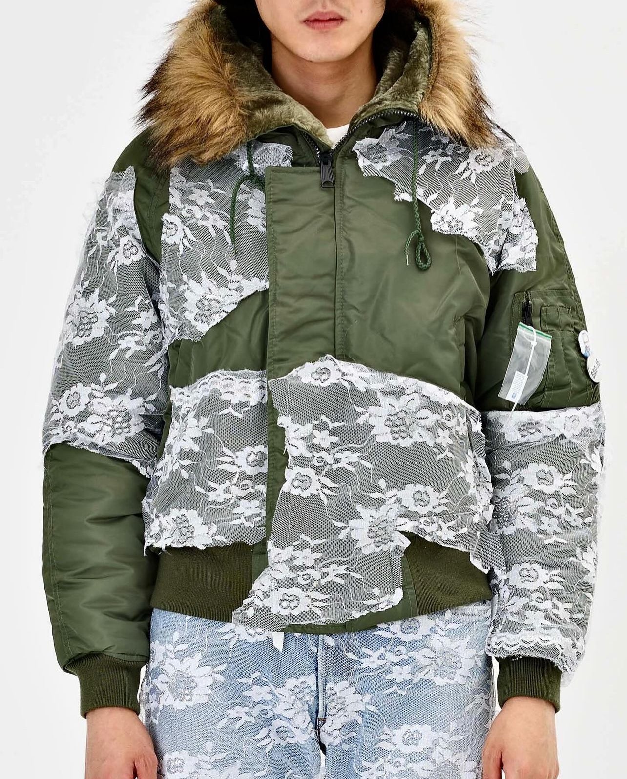 Bomber jacket made of polyester - cotton -leather - metal accessories - digital prints