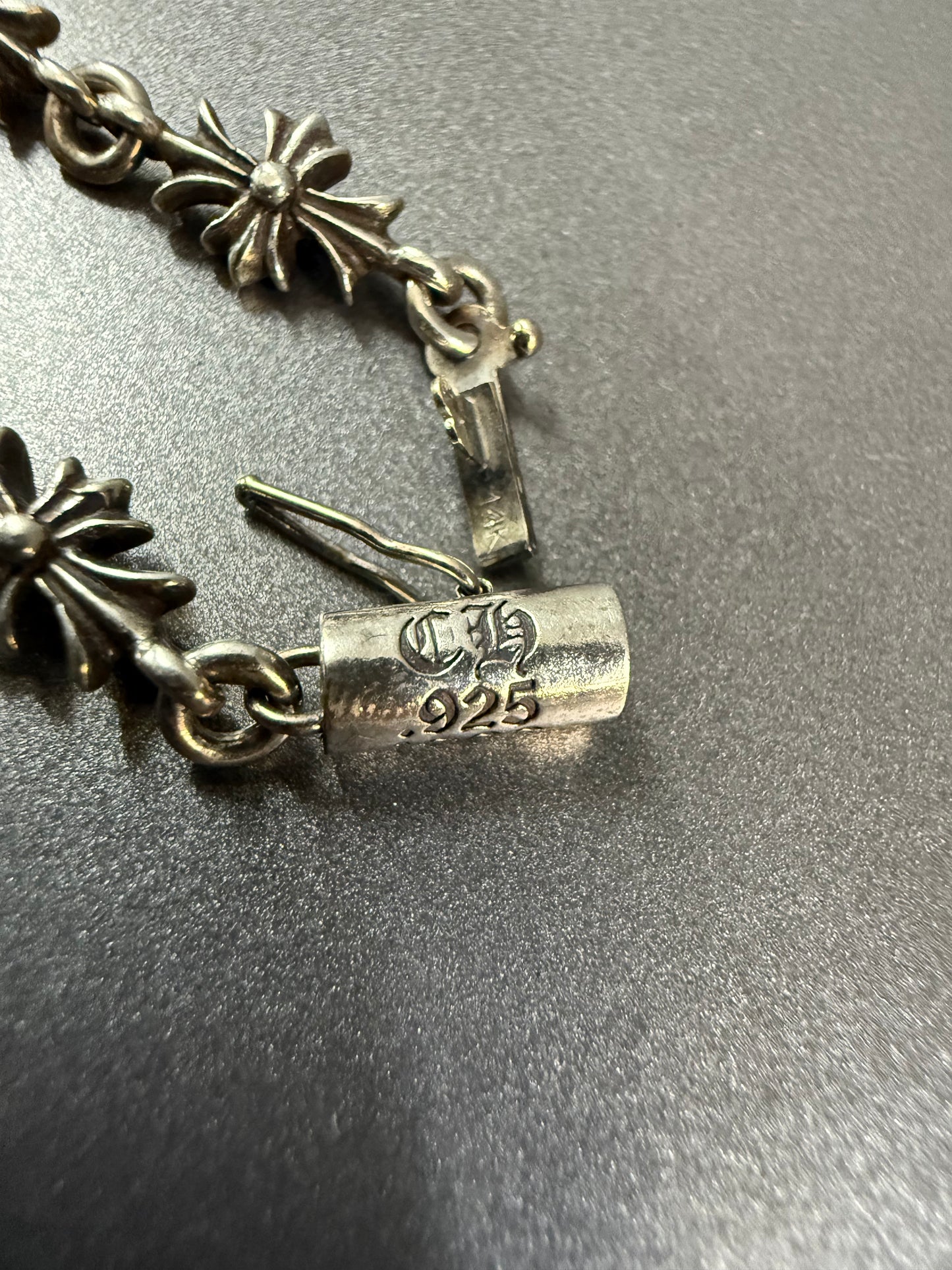 Chrome Hearts Tiny E CH plus bracelet
