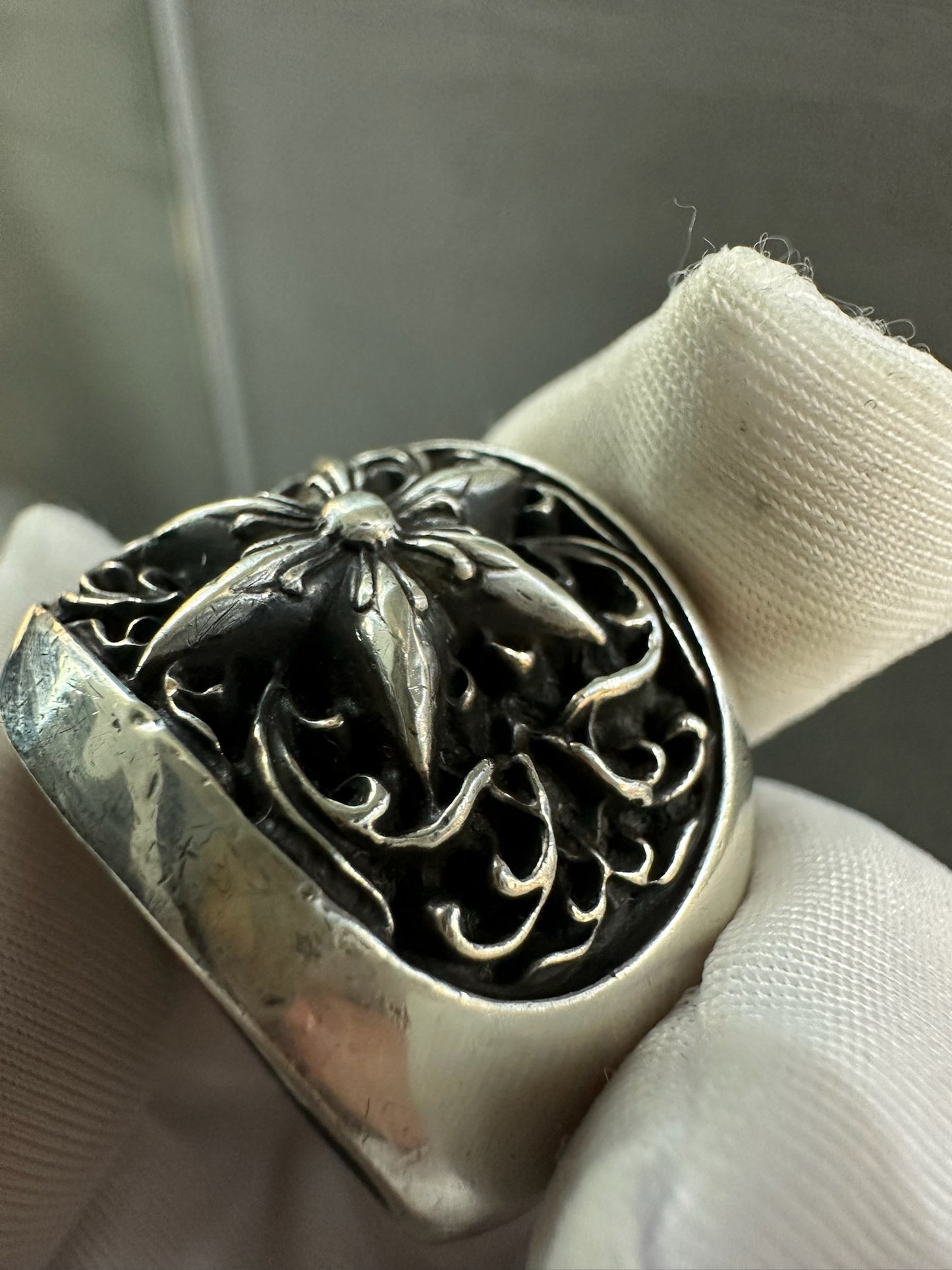 Chrome Hearts Classic Oval Star Ring