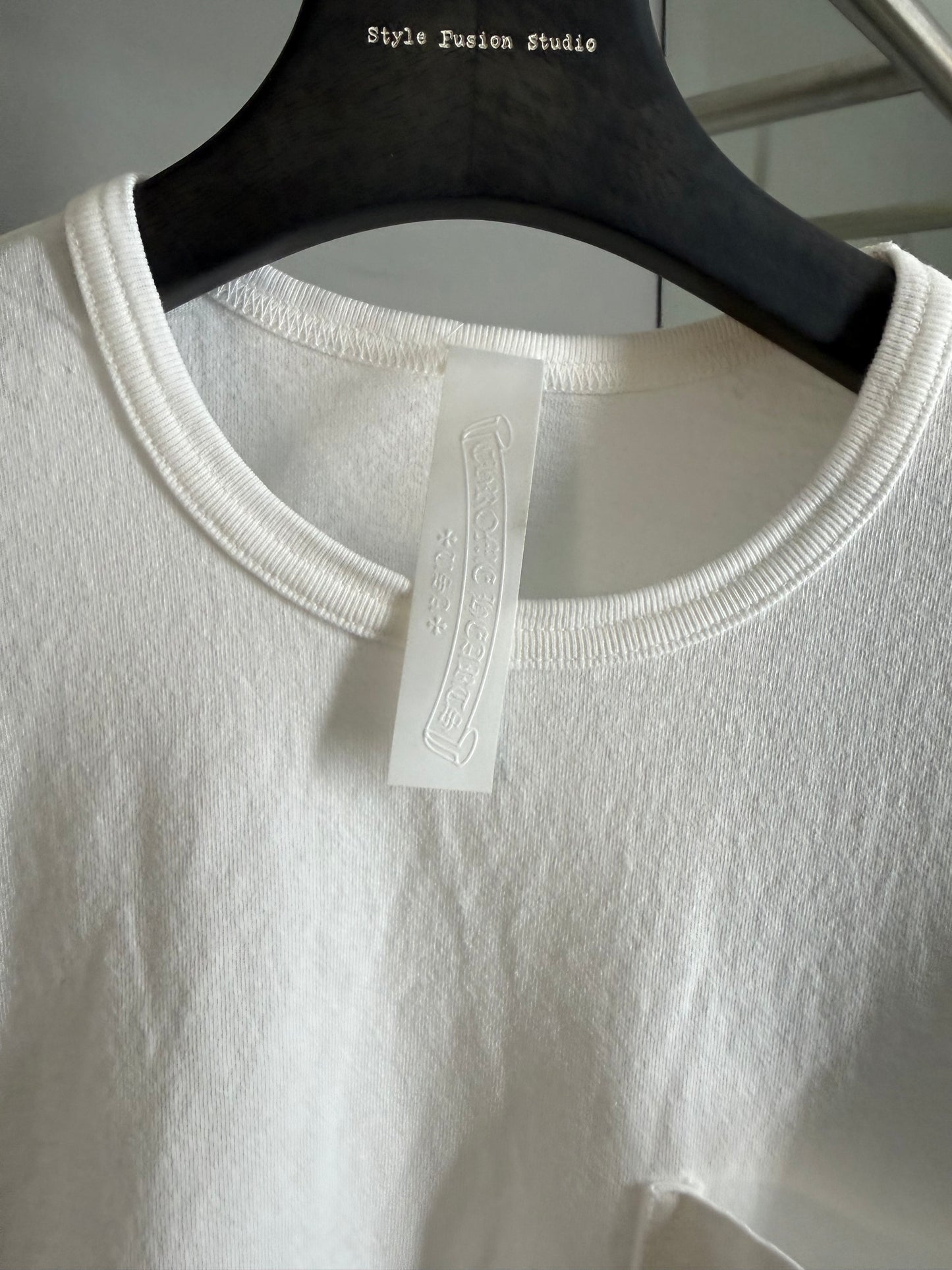 Chrome Hearts Sanskrit
Cross Embroidered T-shirt