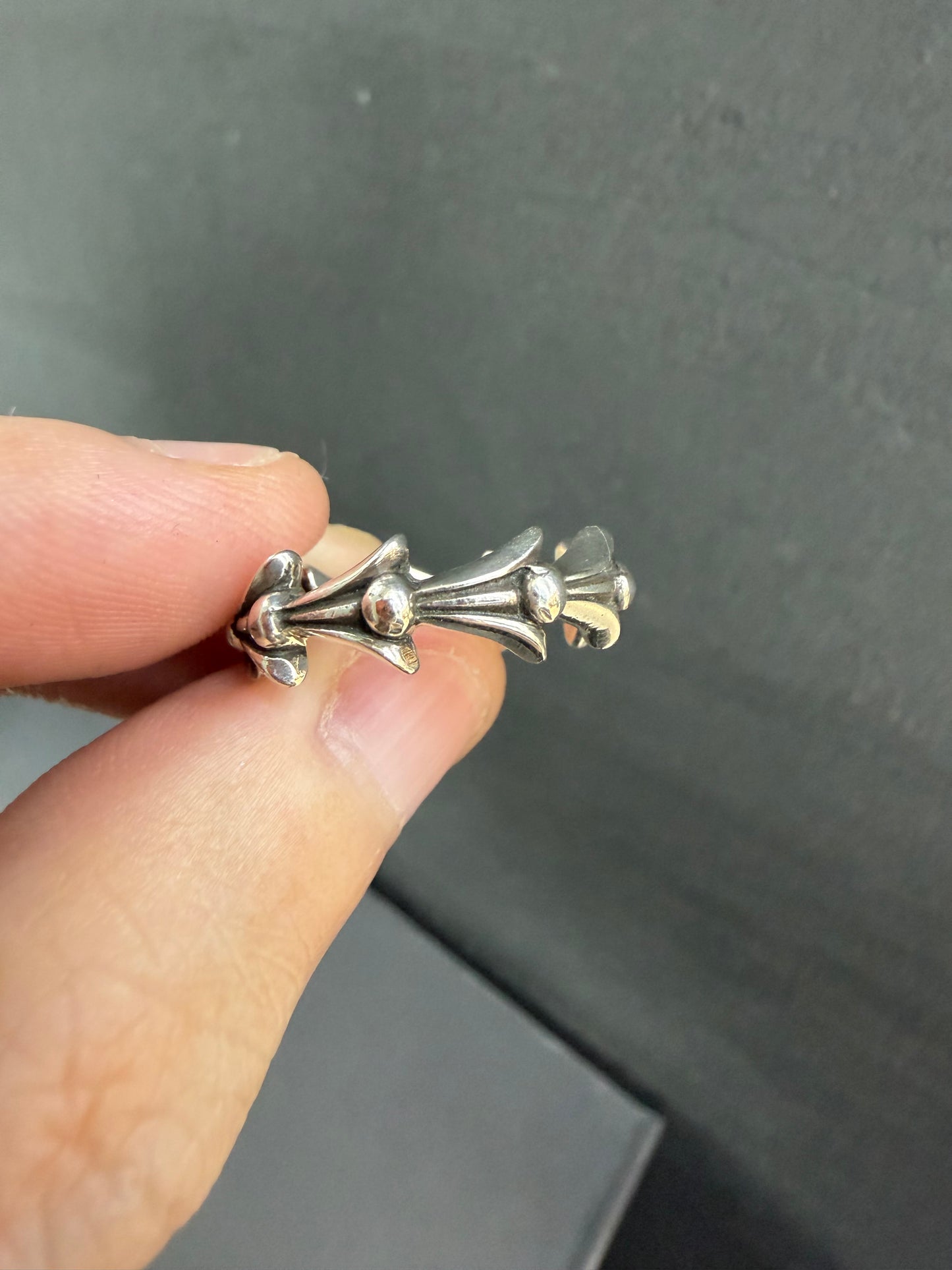 Chrome Hearts Fishbone Cross Tail Ring