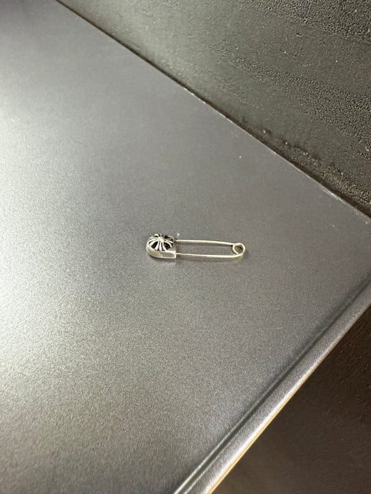 Chrome Hearts cross safety pin