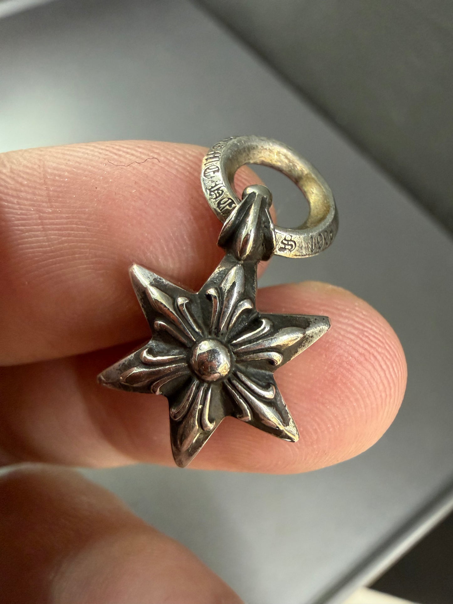 Chrome Hearts 6 Points Star Charm