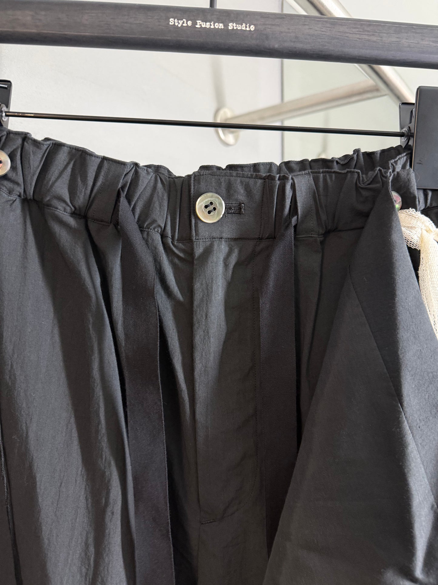 Midorikawa Apron Easy Pants