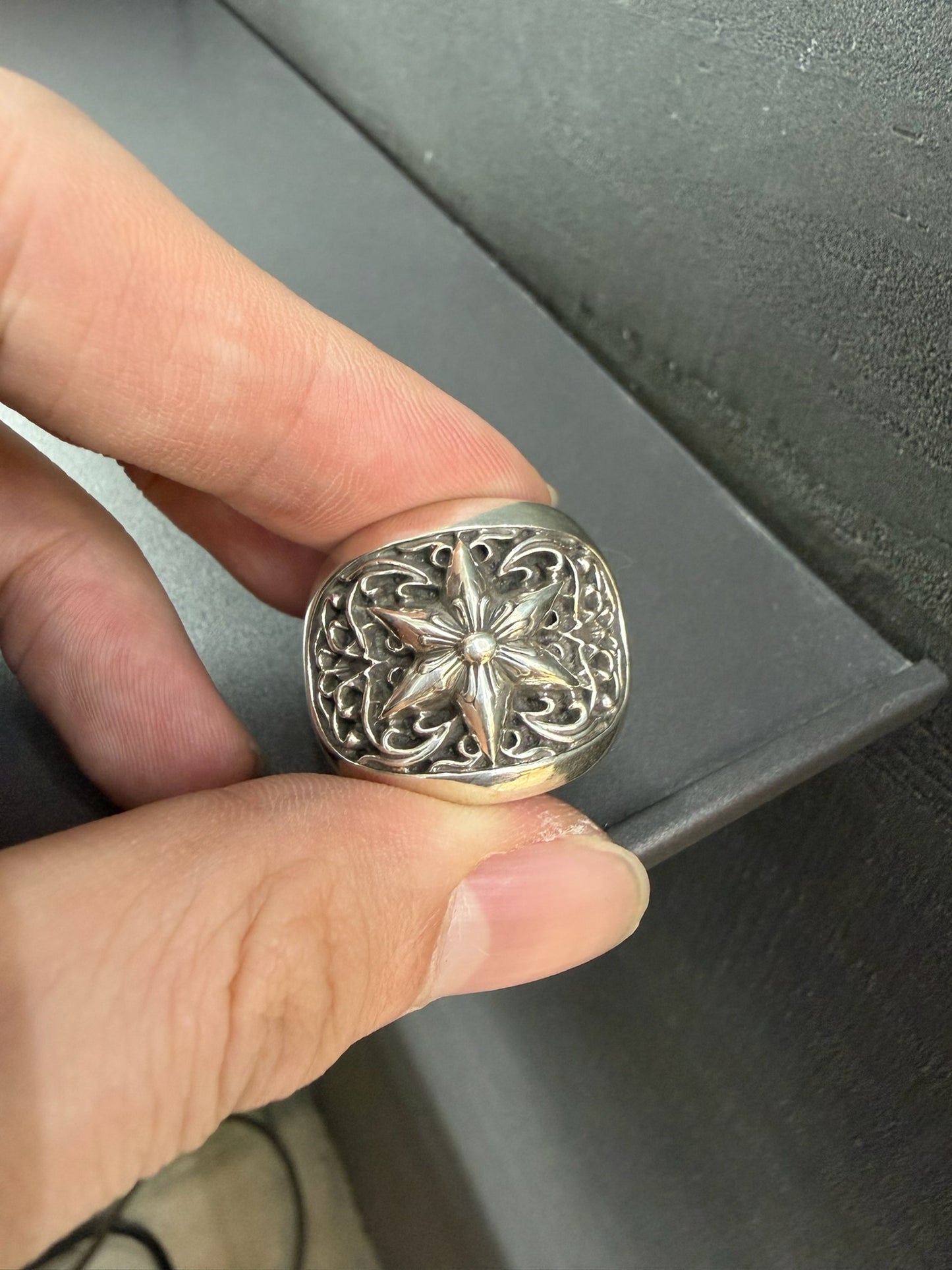 Chrome Hearts Classic Oval Star Ring