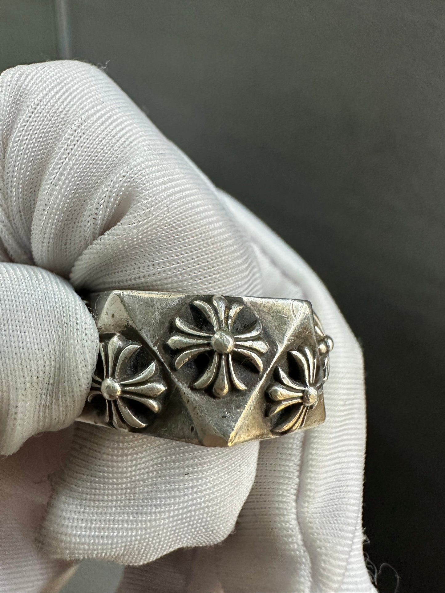 Chrome Hearts Pentagon Cross Ring