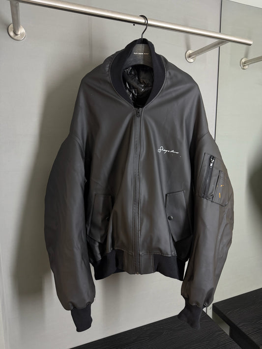 Anonymous Club Notorious Bomber