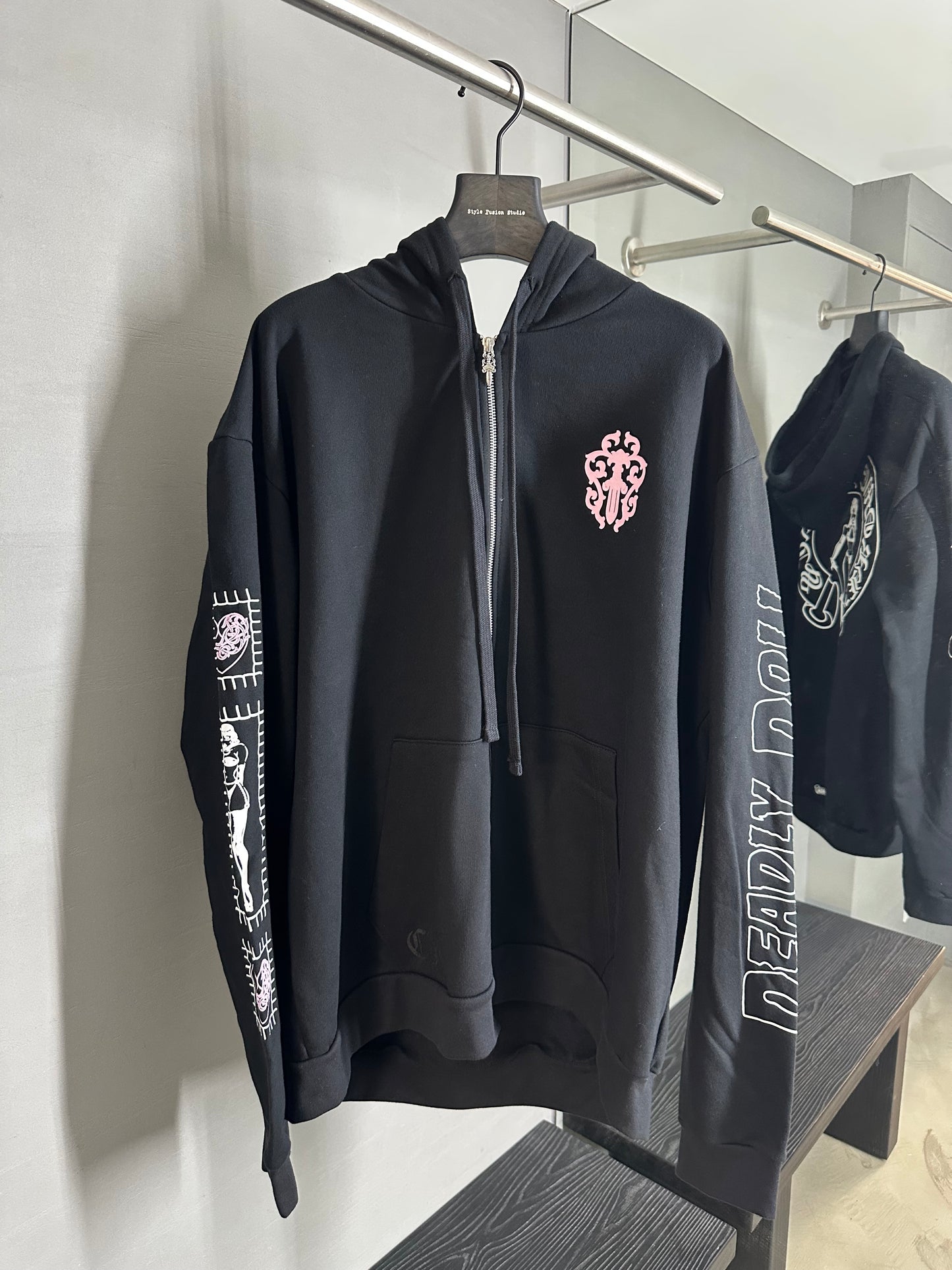 Chrome Hearts Deadly Doll Vine Dagger Horseshoe Zip-up