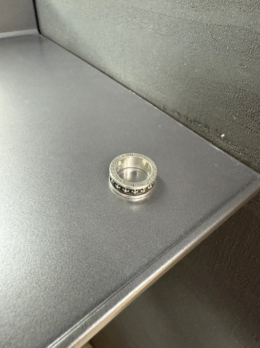 Chrome Hearts mini plus ring