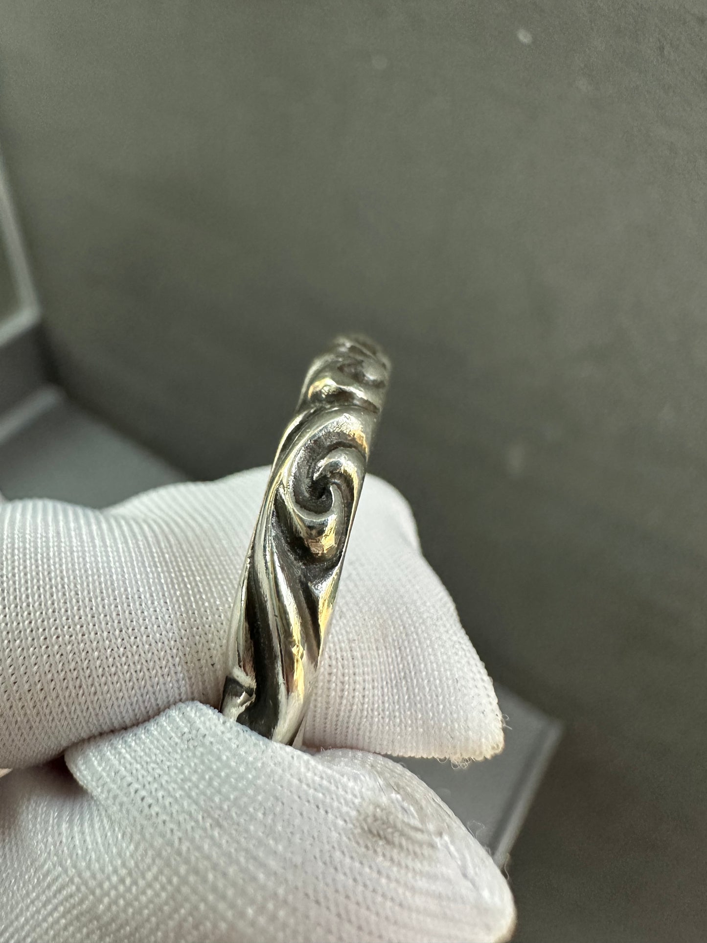 Chrome Hearts SCRL Scroll Band Ring