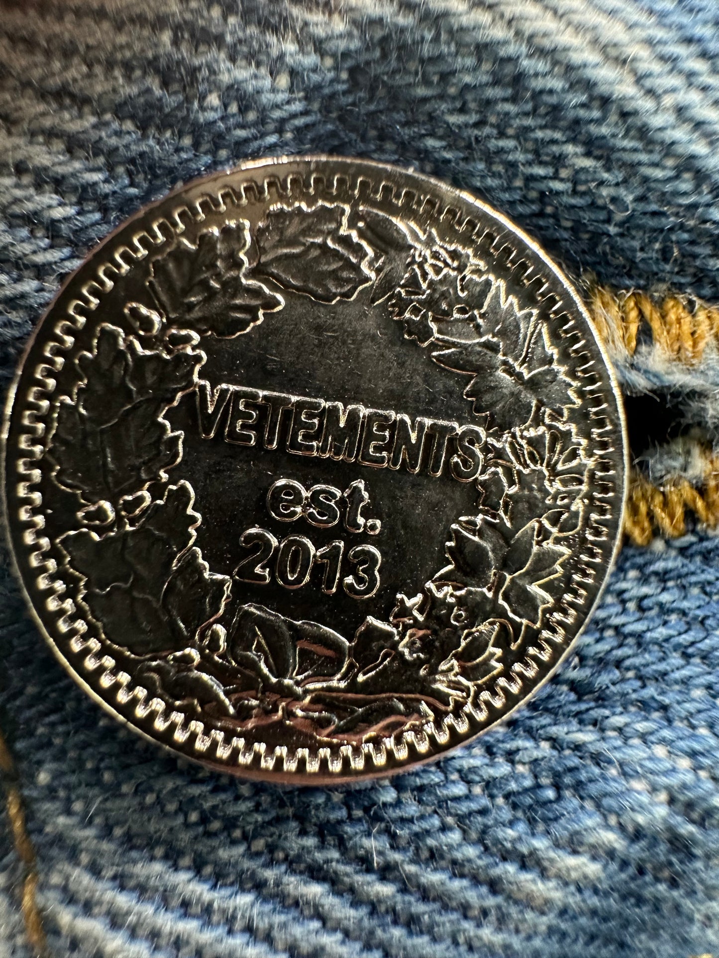 Vetements Reversal Jeans