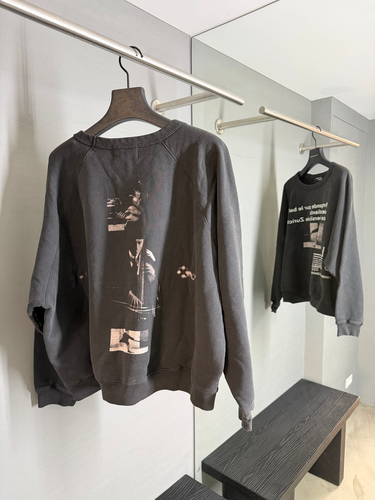 Enfants Riches Déprimés L’université De Zurich Raglan Crewneck