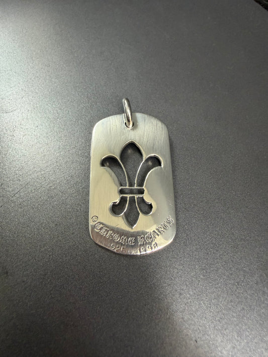 Chrome Hearts Fleur Dog Tag
