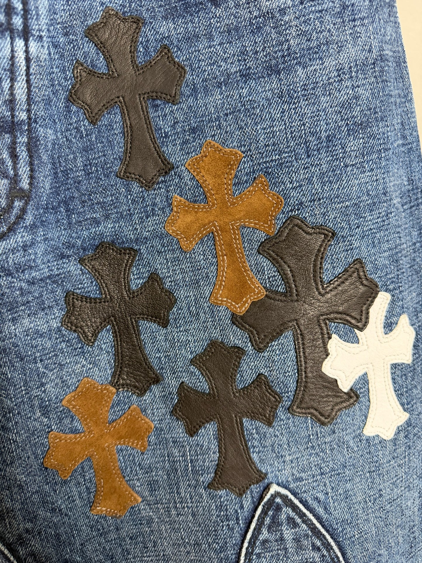Chrome Hearts Cross Patch Fleur Knee Jeans