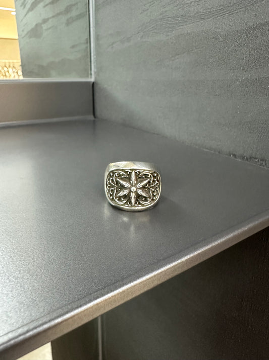 Chrome Hearts Classic Oval Star Ring