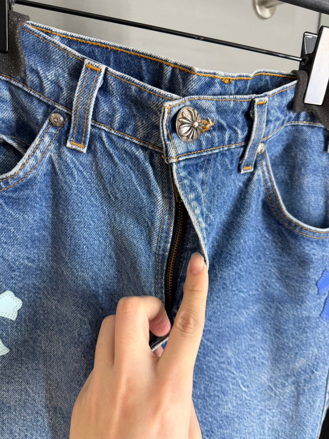 Chrome Hearts Miami Exclusive Cross Patch 517 Jeans