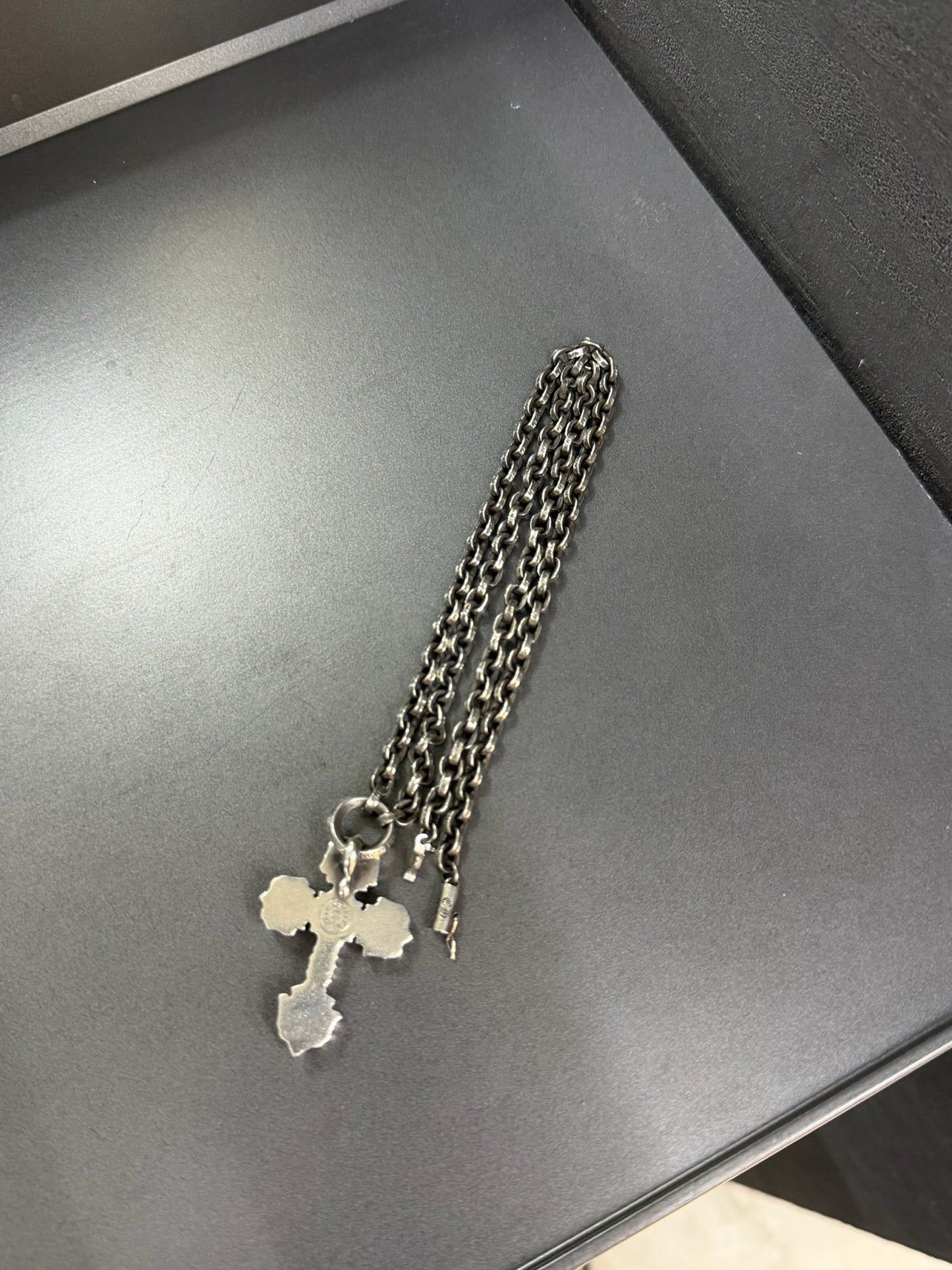 Chrome Hearts Filigree Cross Pendant With Paperchain
