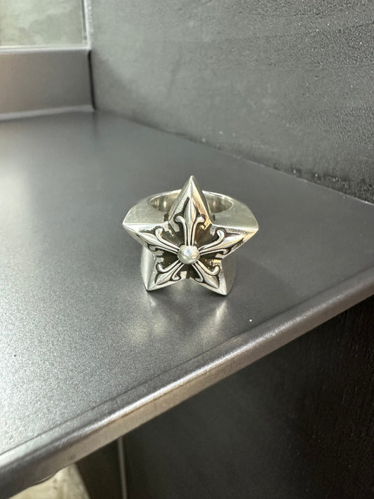 Chrome Hearts Large Star Ring