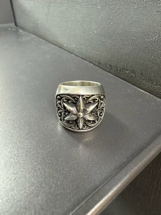 Chrome Hearts Oval Star Ring