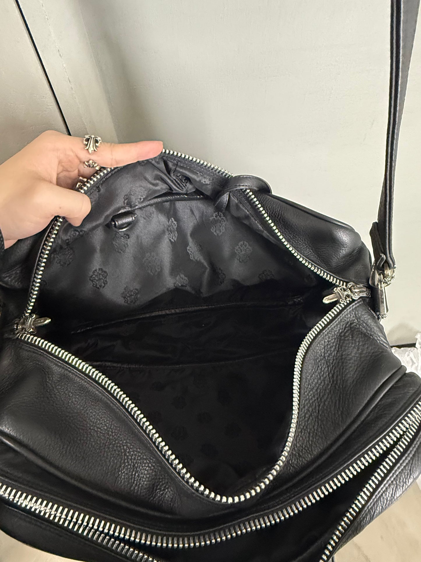 CHROME HEARTS Plain Mother's Bag Pouch Shoulder Boston