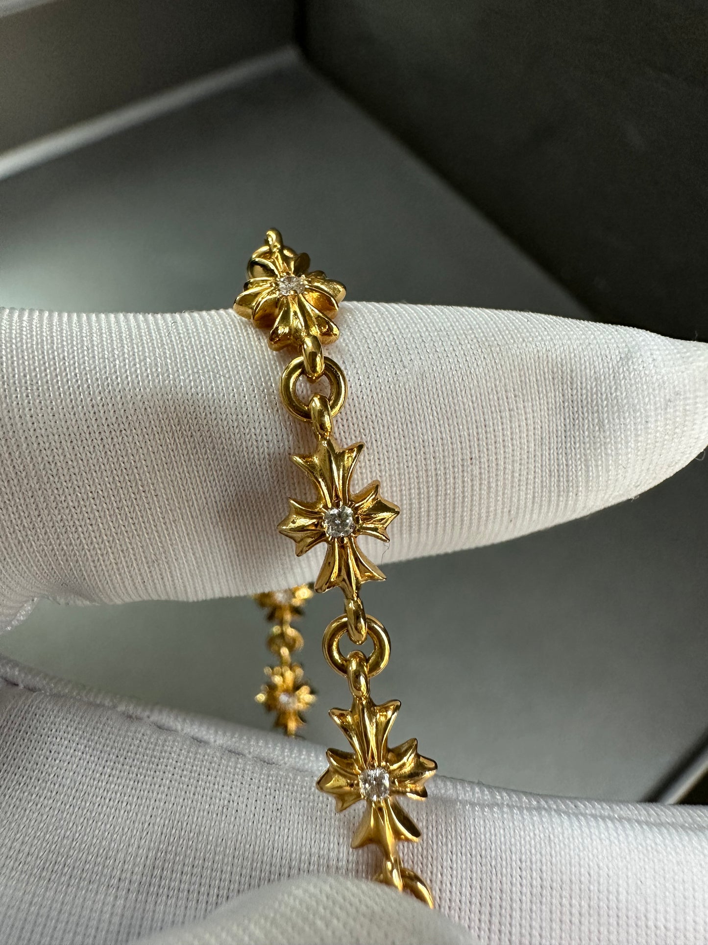 Chrome Hearts 22k Tiny E bracelet with diamonds 12links