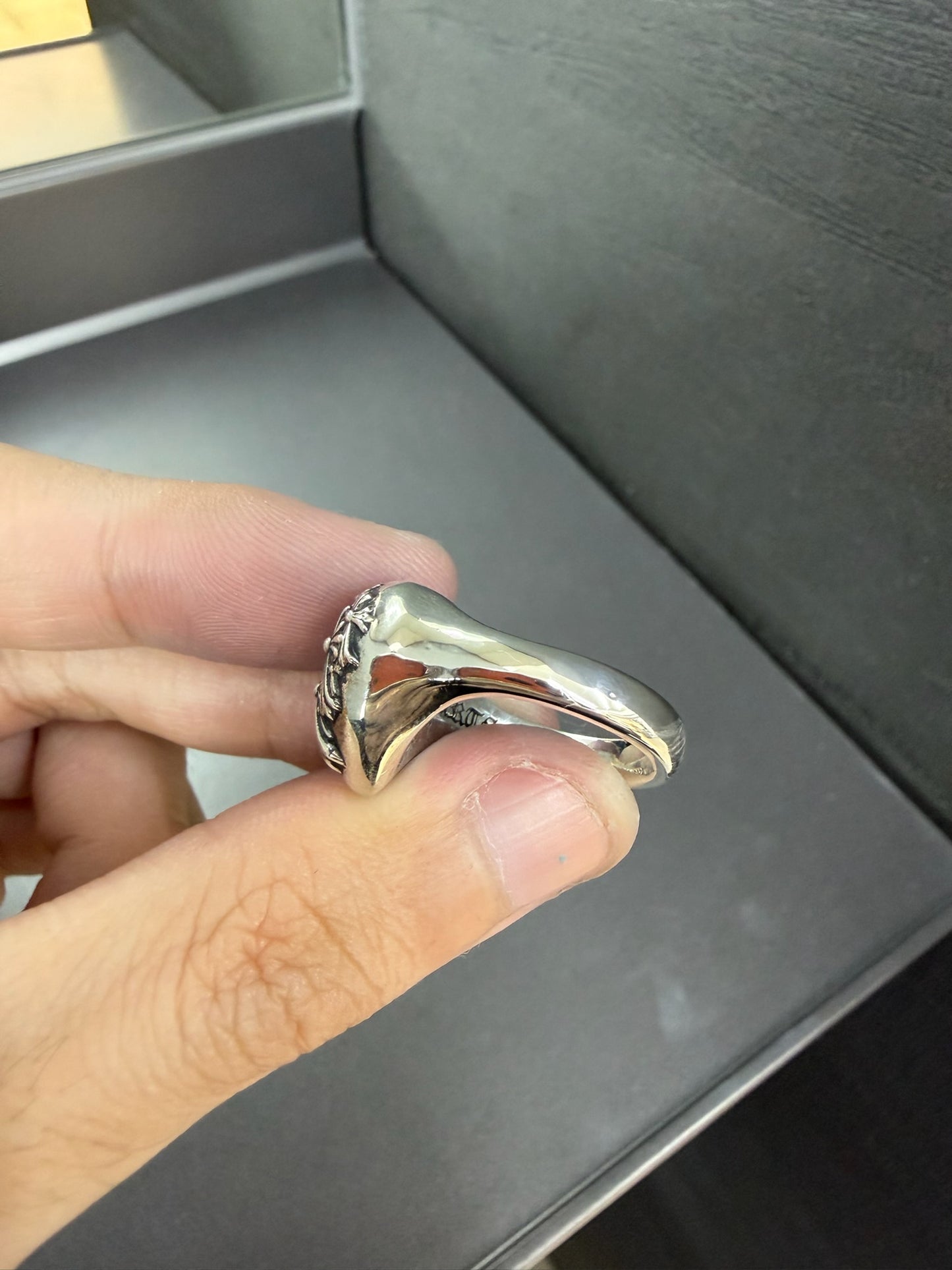 Chrome Hearts Cemetery Cross Heart Ring