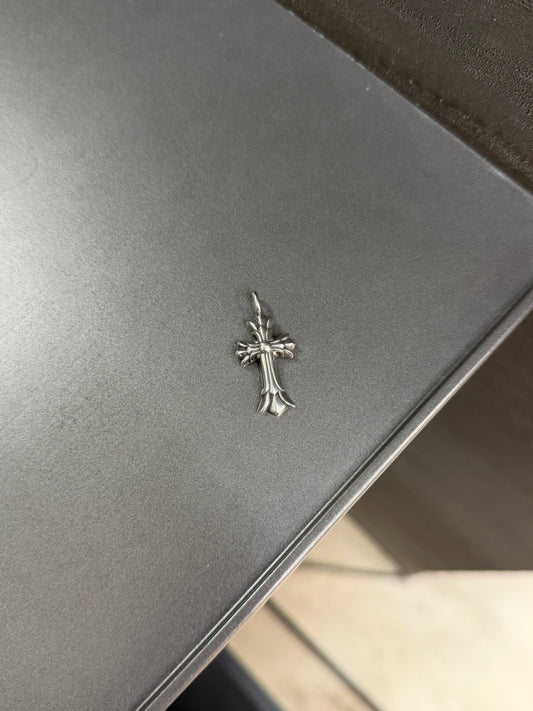 Chrome Hearts DBL Double Cross Pendant
