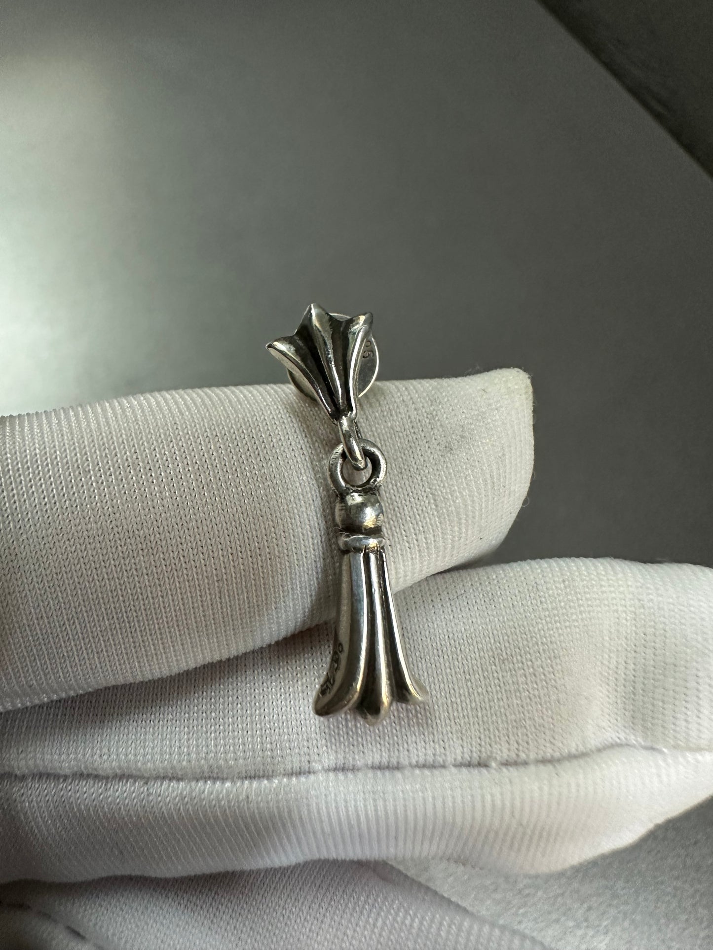 Chrome Hearts Cross Tail Tiny Drop Earring