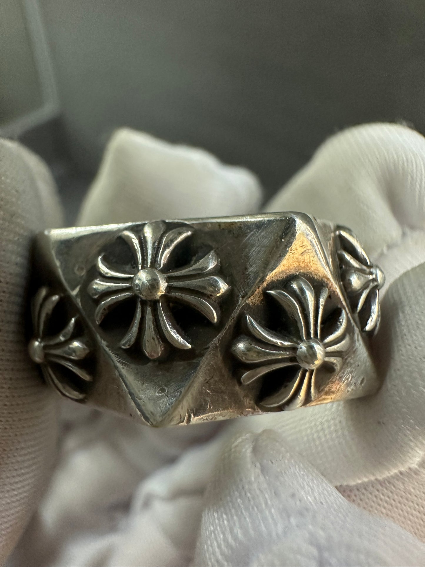 Chrome Hearts Pentagon Cross Ring