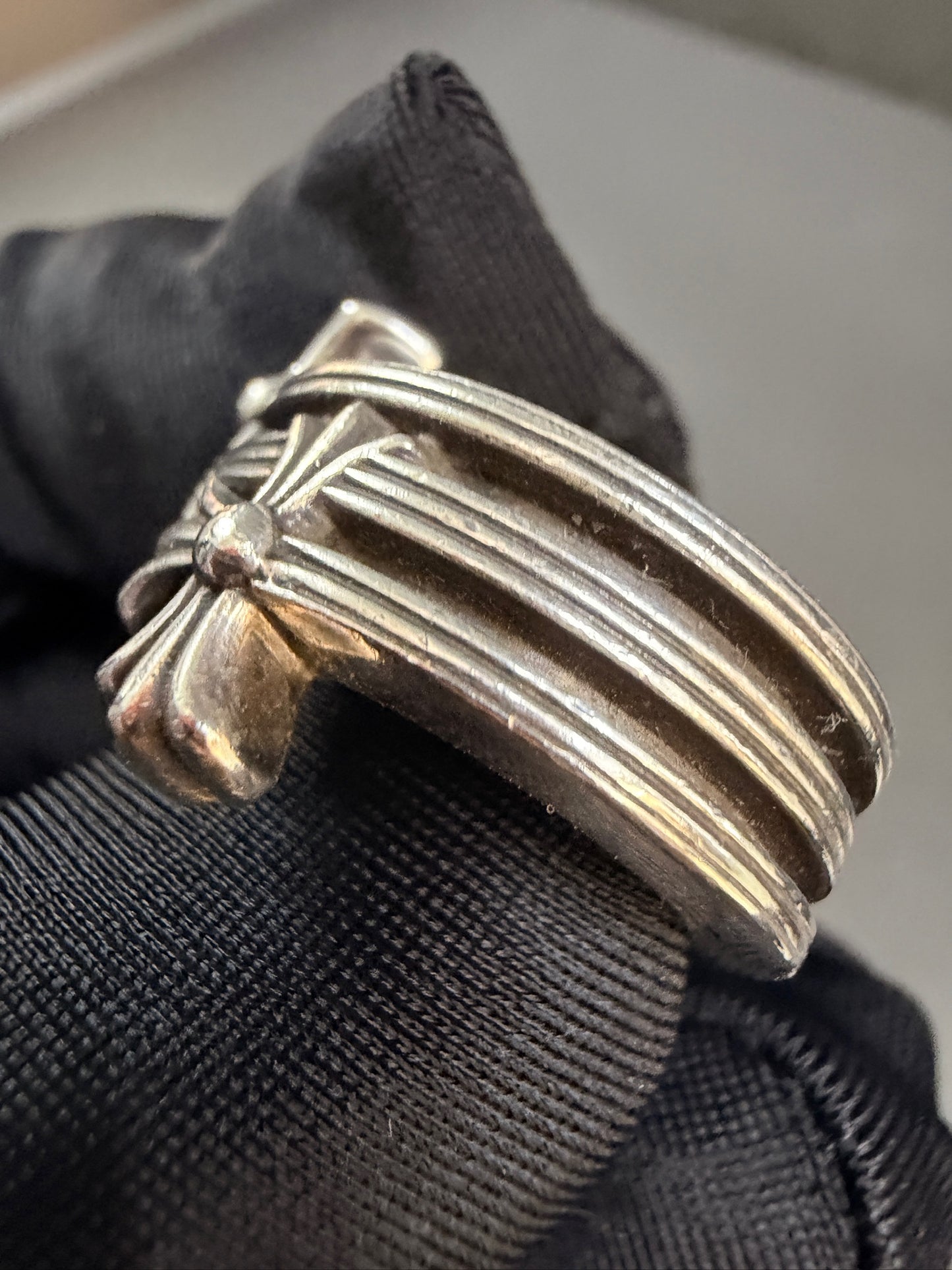 Chrome Hearts Triple Curve Cross Ring