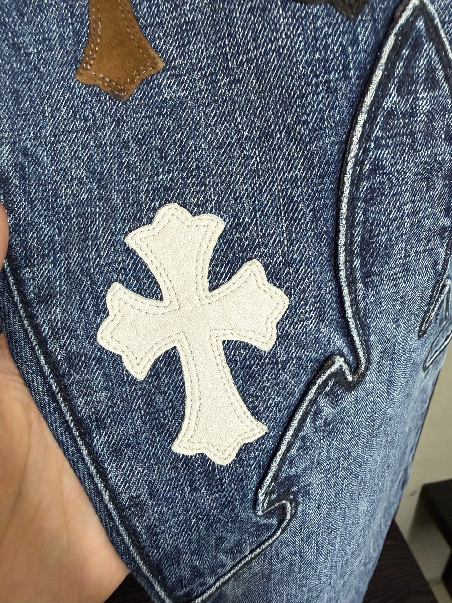 Chrome Hearts Cross Patch Fleur Knee Jeans