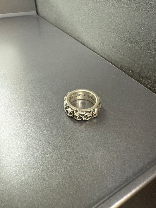 Chrome Hearts eternity vine band ring