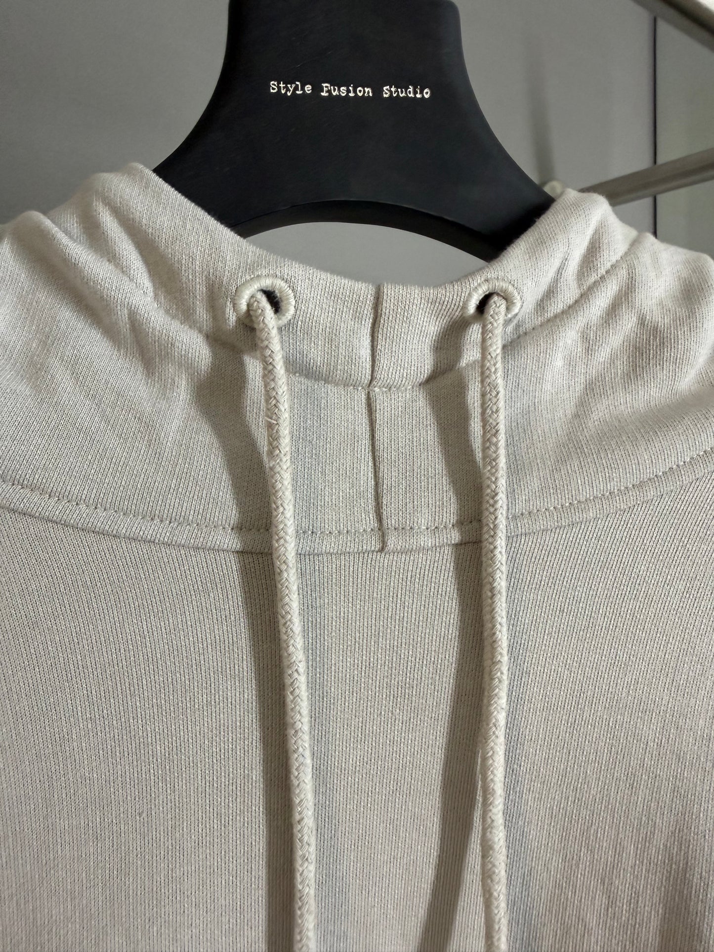 TONDOLO SHOULDER PATCH HOODIE