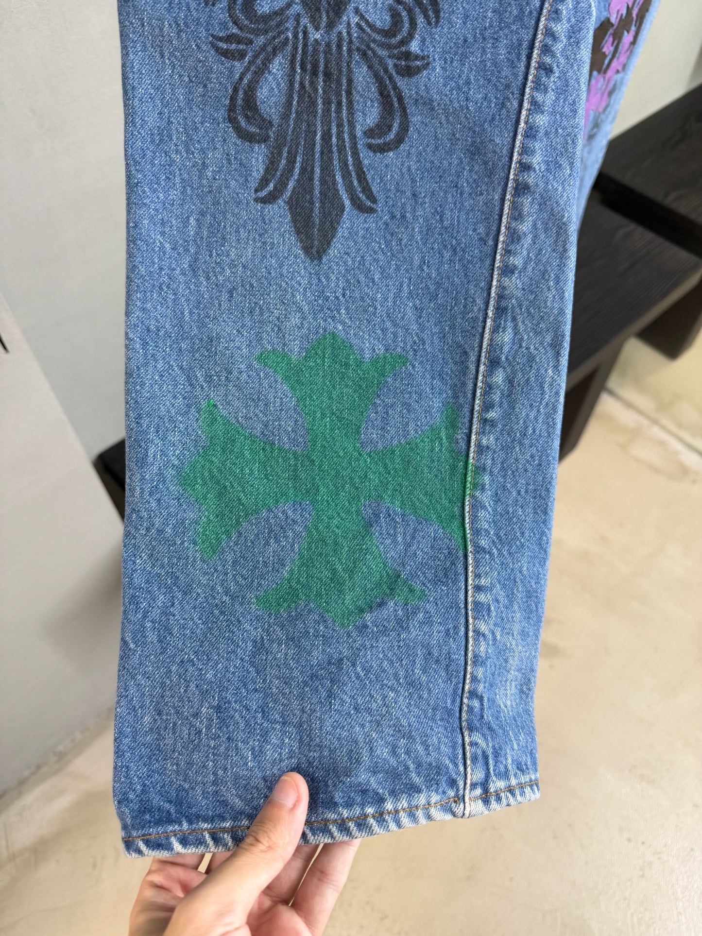 Chrome Hearts Multi Spray Painted Cross Patch 501 Jeans