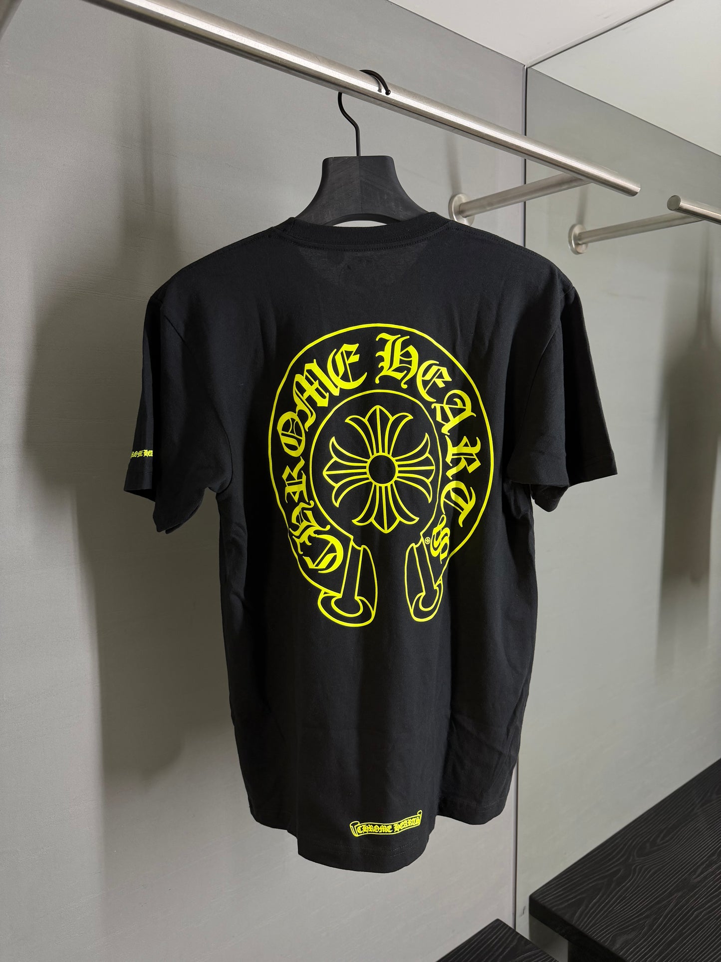 Chrome Hearts Neon Horseshoe T-Shirt