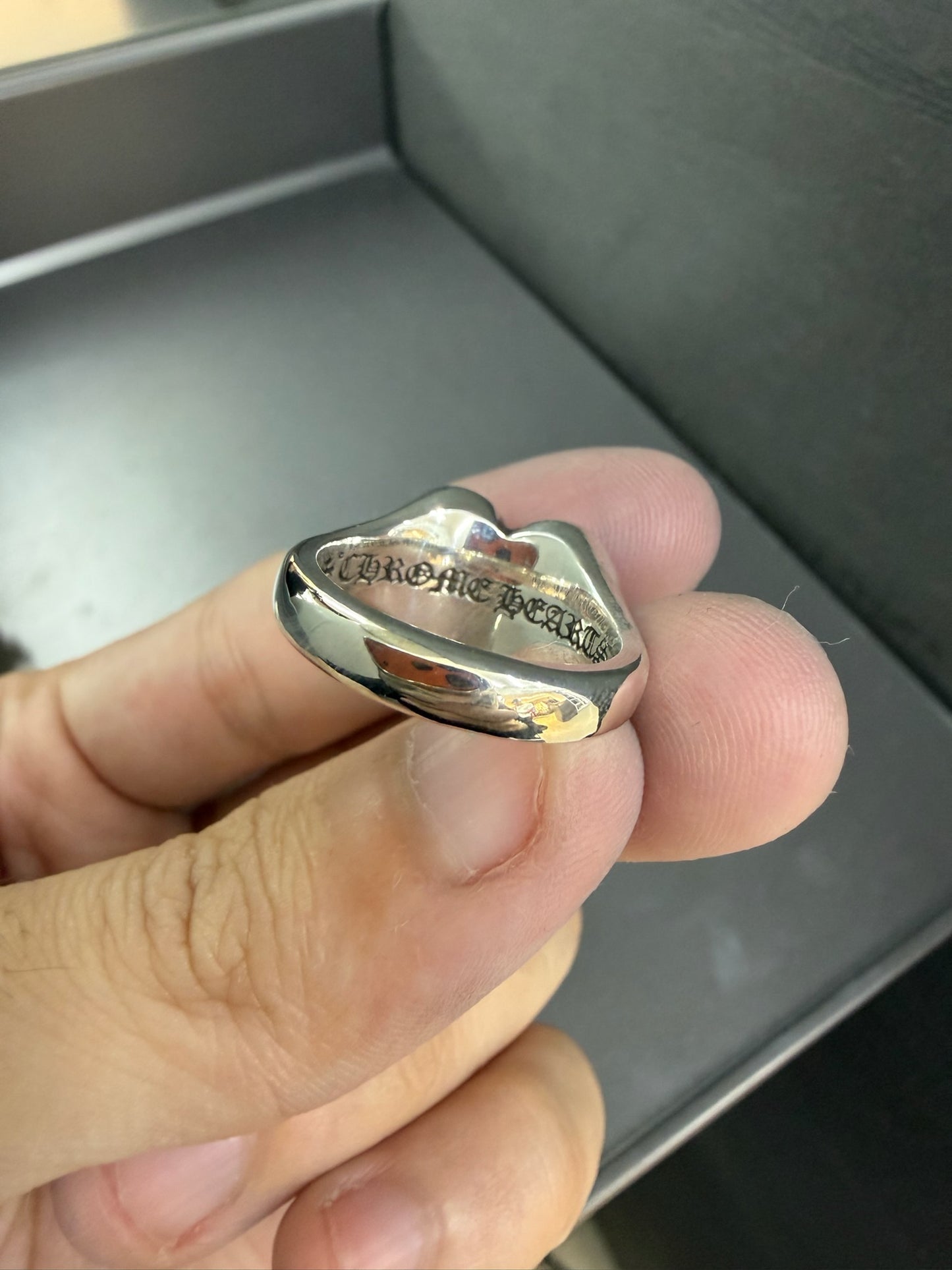 Chrome Hearts Cemetery Cross Heart Ring